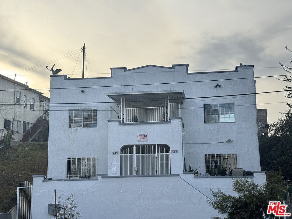 731 S Boyle Ave Los Angeles, CA 90023 - Thumbnail 2