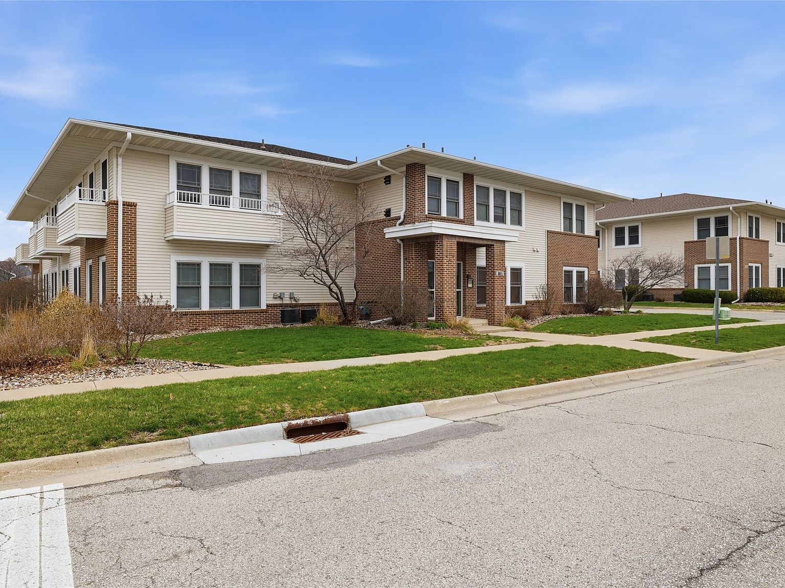 2435 Aspen Rd Unit 103 Ames, IA 50010  | Condominium