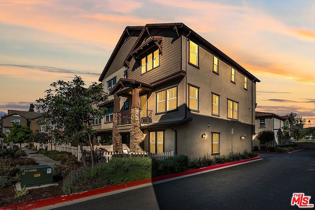 553 Grapefruit Ln Fillmore, CA 93015  | New build