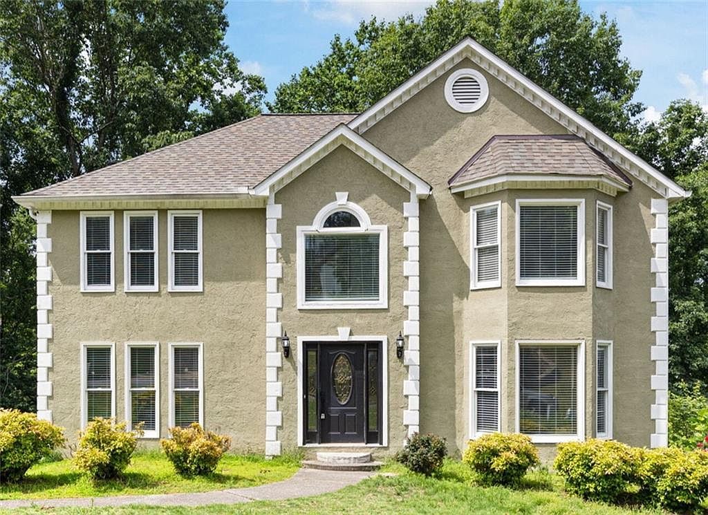 2108 Yorkshire Ct Woodstock, GA 30189 - Thumbnail 2