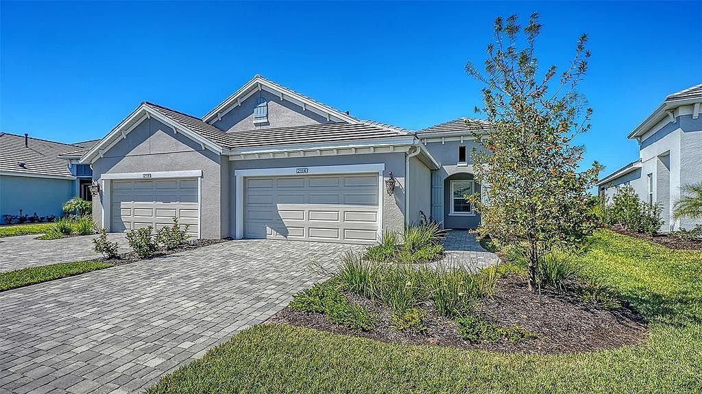 2114 Sylvester Palm Ln Bradenton, FL 34212 - Thumbnail 2