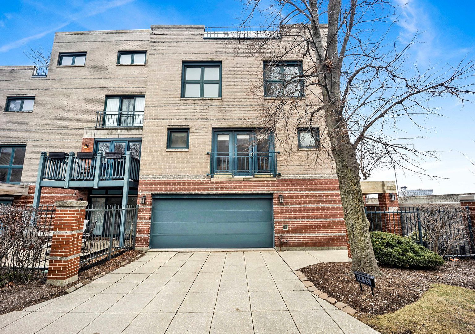 1445 S Clark St Chicago, IL 60605 - Thumbnail 2