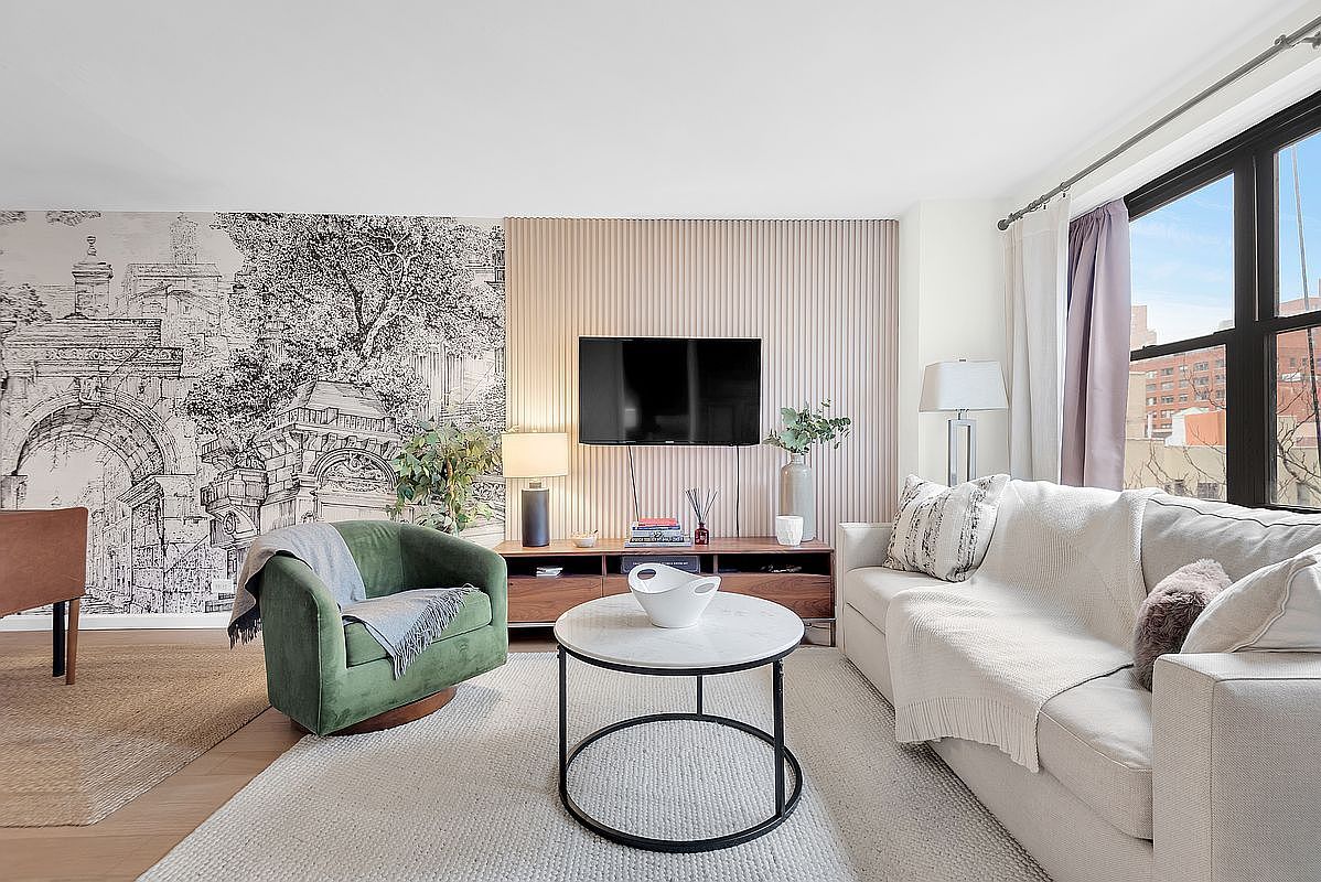 245 E 25th St APT 8L New York, NY 10010  | Condominium