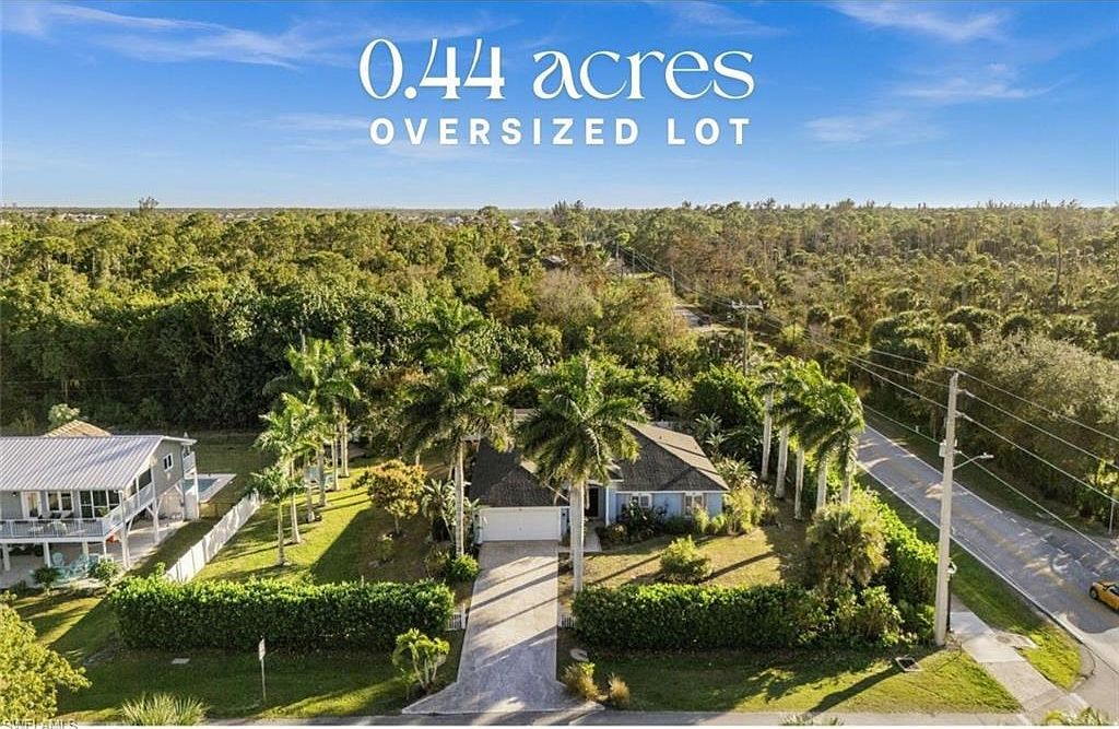 4 Colonial Dr Naples, FL 34112 - Thumbnail 2