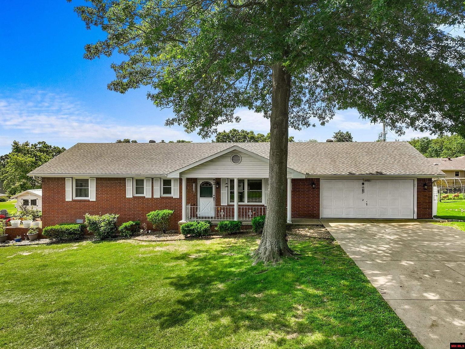 603 Newton Ave Mountain Home, AR 72653 - Thumbnail 2