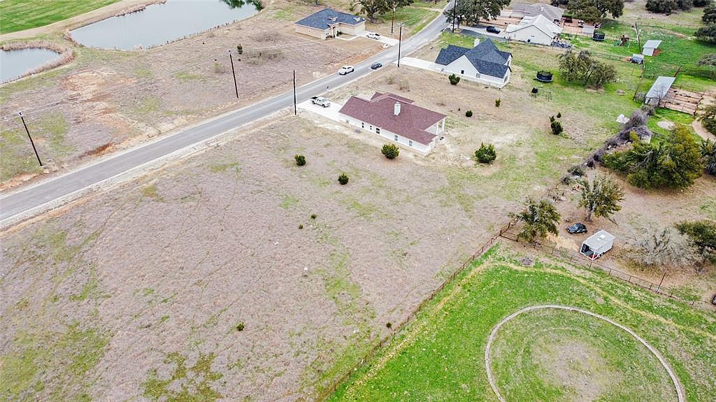 516 John Price Blanco, TX 78606 - Thumbnail 2