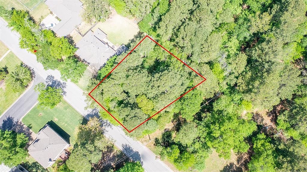 275 Broadmoor Dr Huntsville, TX 77340 - Thumbnail 2