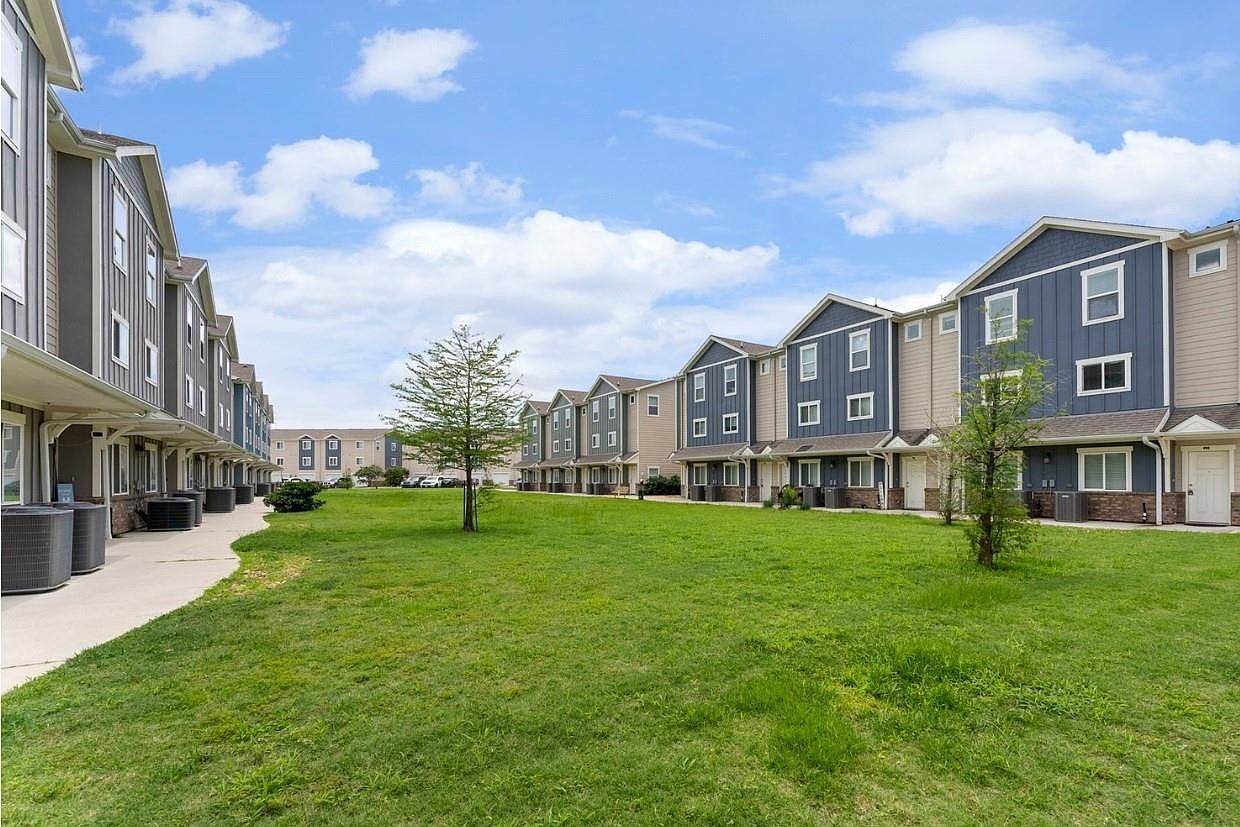 21155 Gosling Rd UNIT 6A Spring, TX 77388 - Thumbnail 2