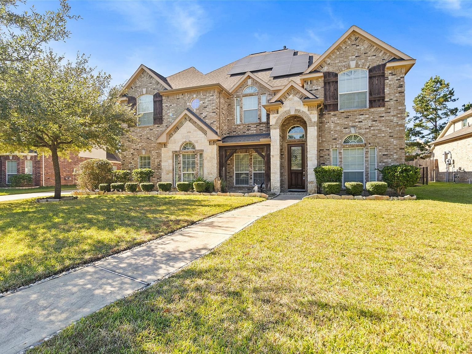 2446 W Bramlet Dr Conroe, TX 77304 - Thumbnail 2