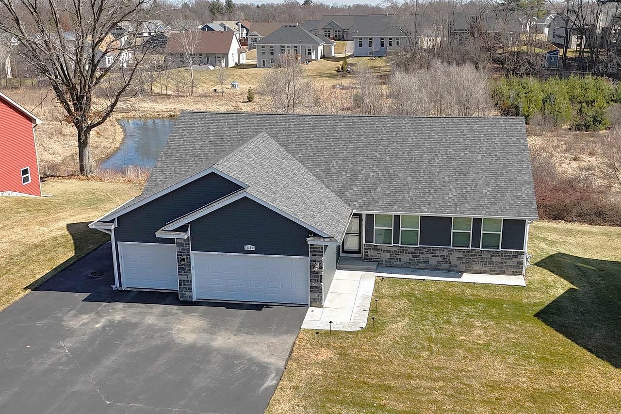 11308 N Mason Dr Edgerton, WI 53534 - Thumbnail 2