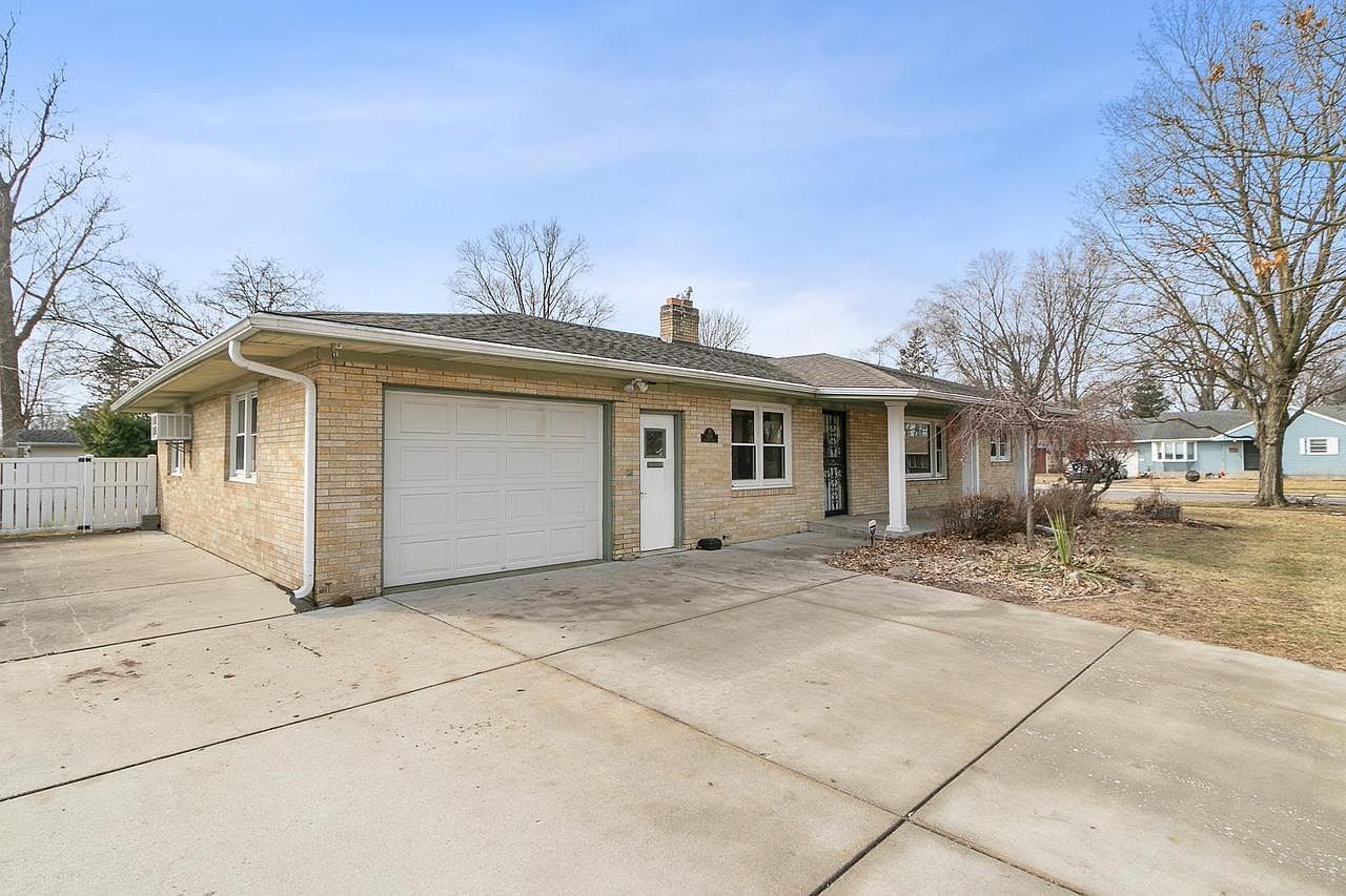 1104 Woodman Rd Janesville, WI 53545  | Single Family