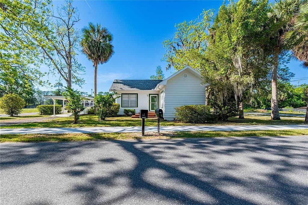 25749 SW 1st Ave Newberry, FL 32669  | Single Family