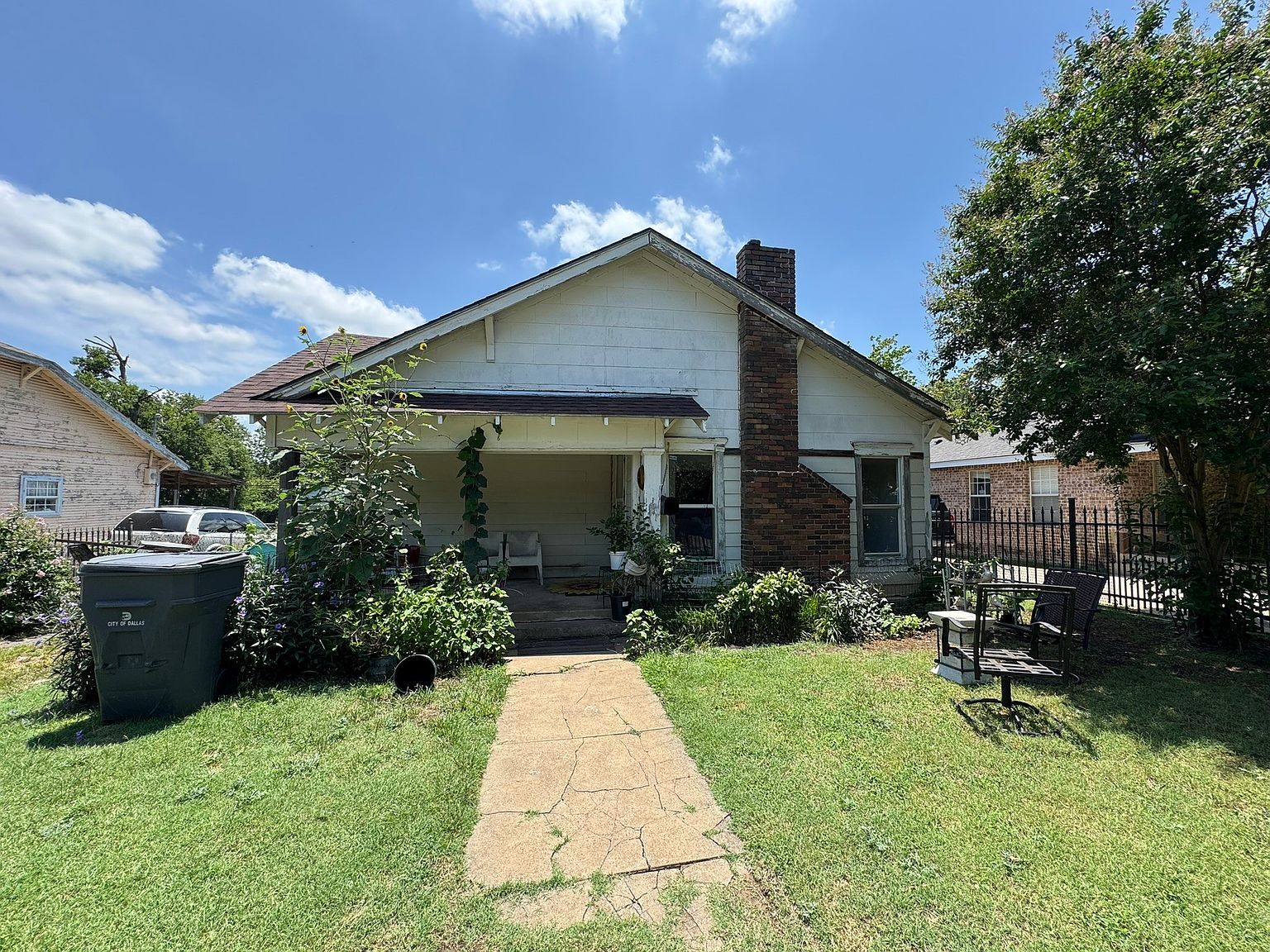 2634 Emmett St Dallas, TX 75211  | Single Family