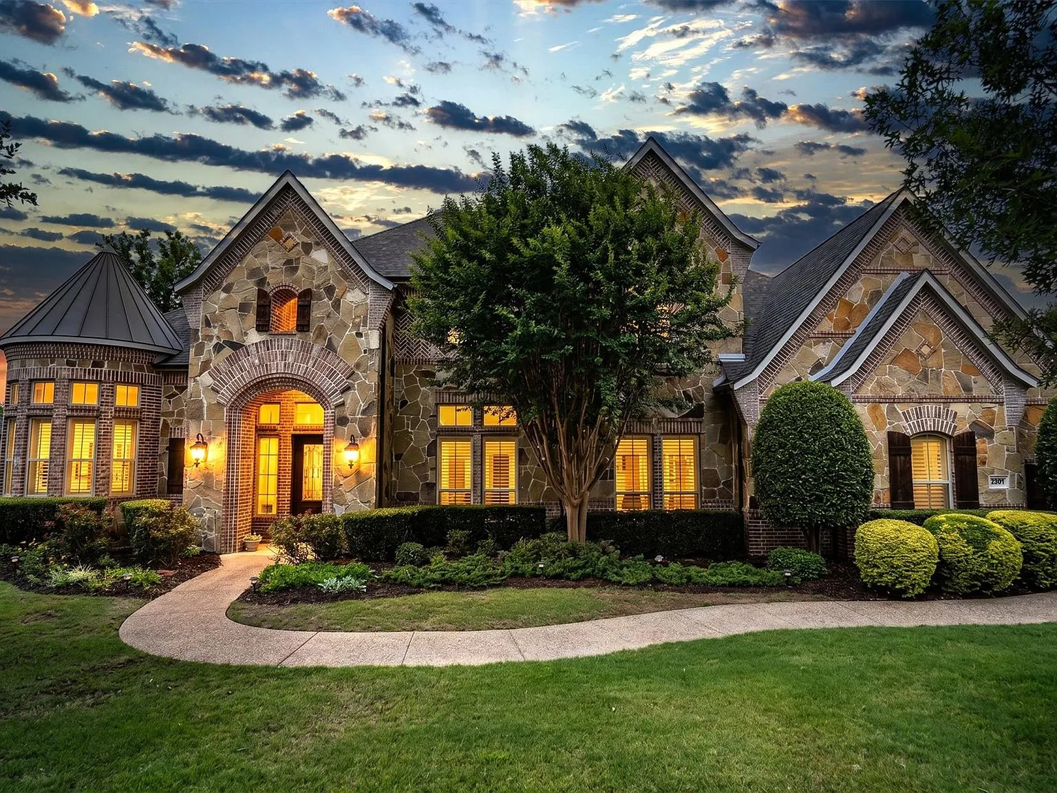2301 Bella Lago Dr Flower Mound, TX 75022, 75022