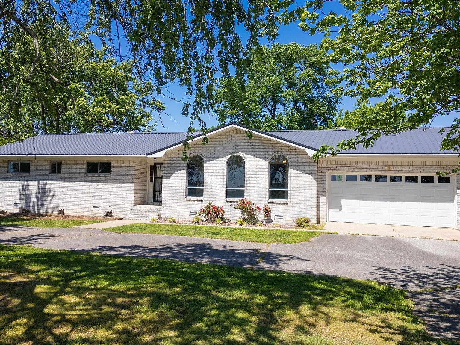 760 State Route 83 Mayfield, KY 42066, 42066