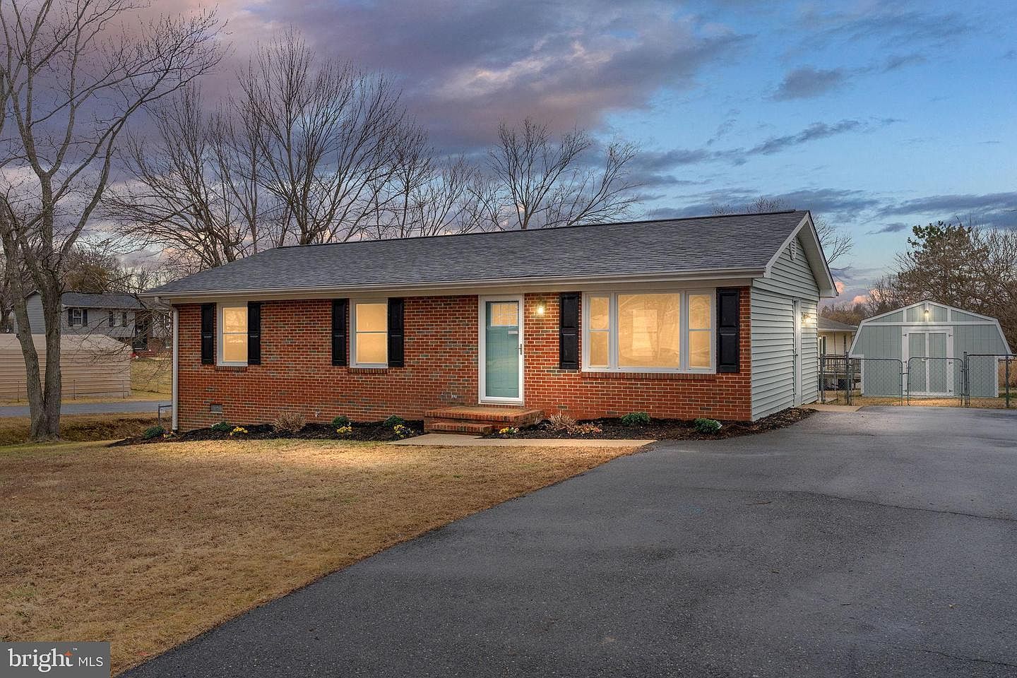 402 Sullivan Dr Fredericksburg, VA 22405 - Thumbnail 2