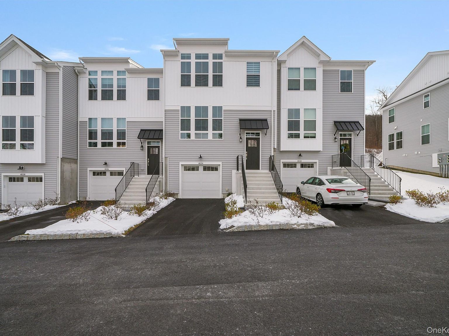 4034 Chestnut Ridge Rd UNIT 62 Fishkill, NY 12524 - Thumbnail 2