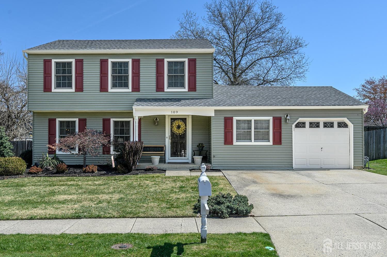 109 Concord Cir Howell, NJ 07731  | Single Family