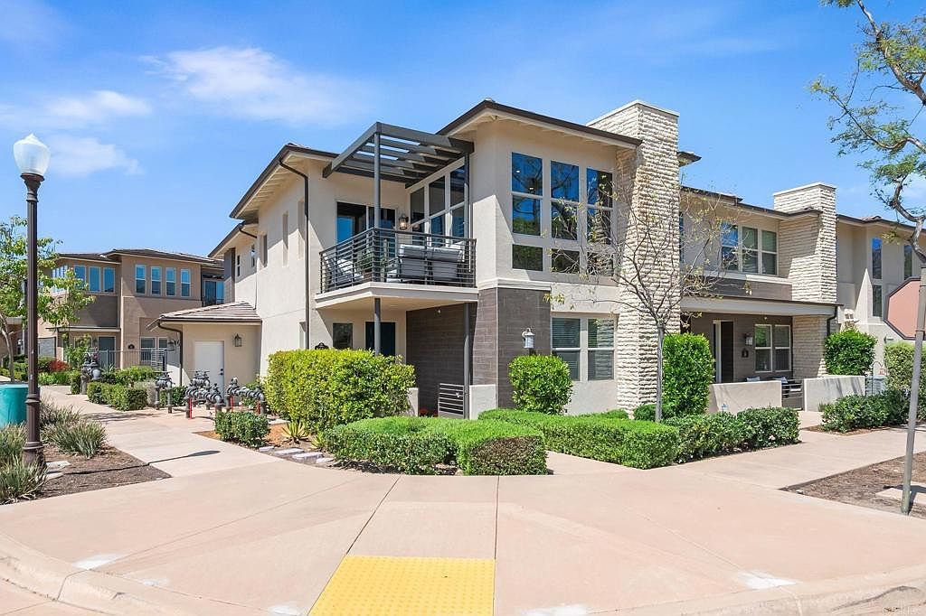 16750 Coyote Bush Dr #19 San Diego, CA 92127  | Condominium