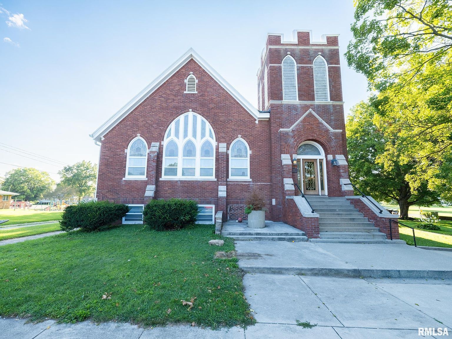 413 Logan St Emden, IL 62635 - Thumbnail 2