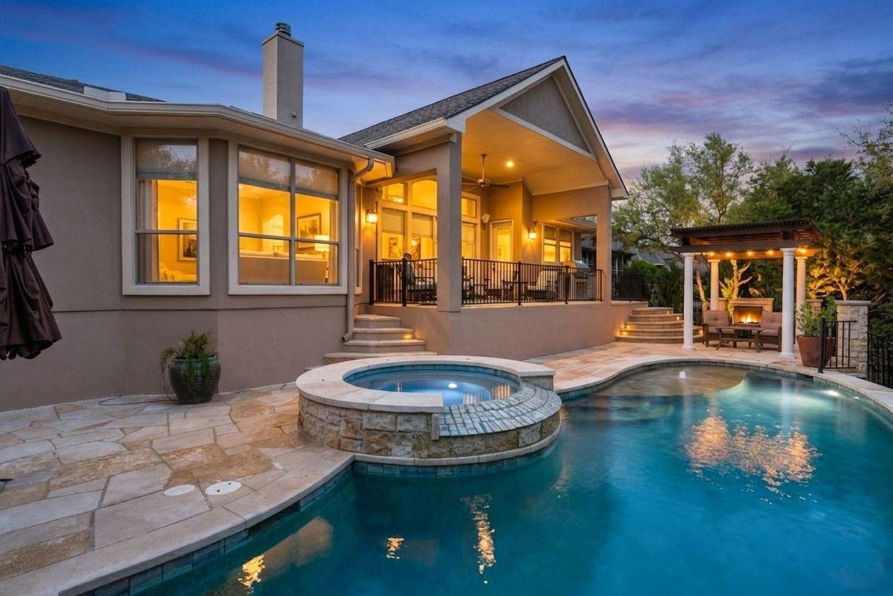 4809 Taurus Walk Austin, TX 78738  | Single Family