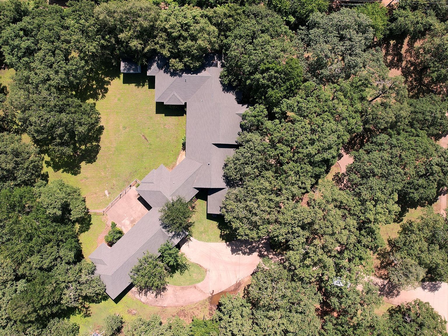 2215 California Ln Arlington, TX 76015 - Thumbnail 2