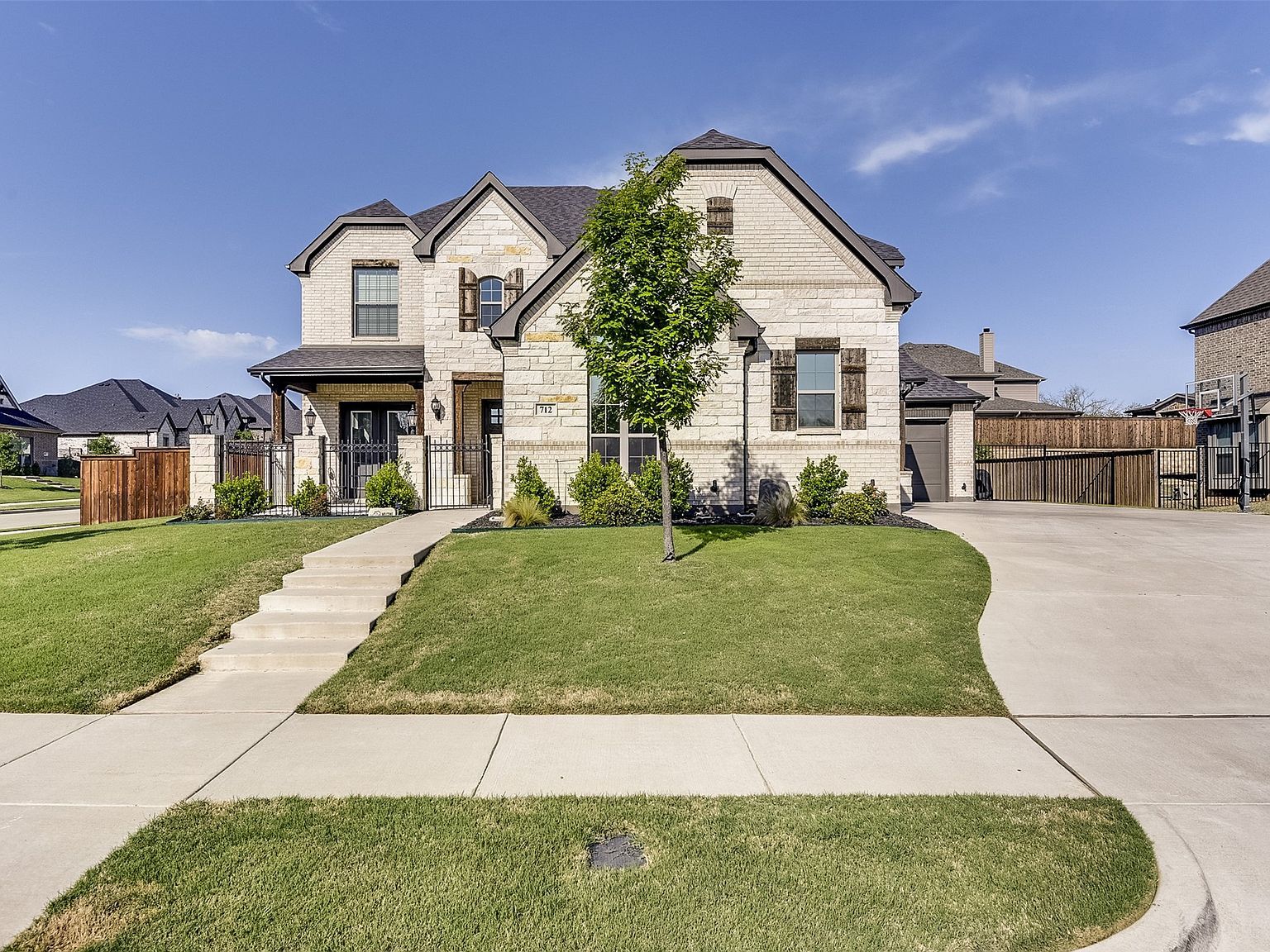 712 Toby Trl Mansfield, TX 76063 - Thumbnail 2