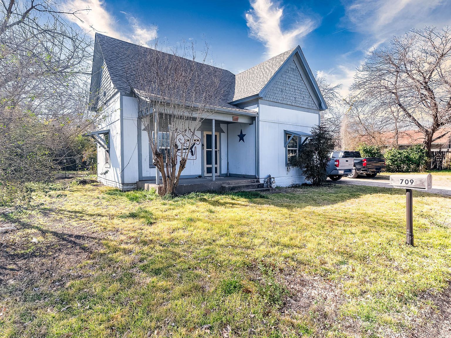 709 N Wilhite St #711 Cleburne, TX 76031 - Thumbnail 2