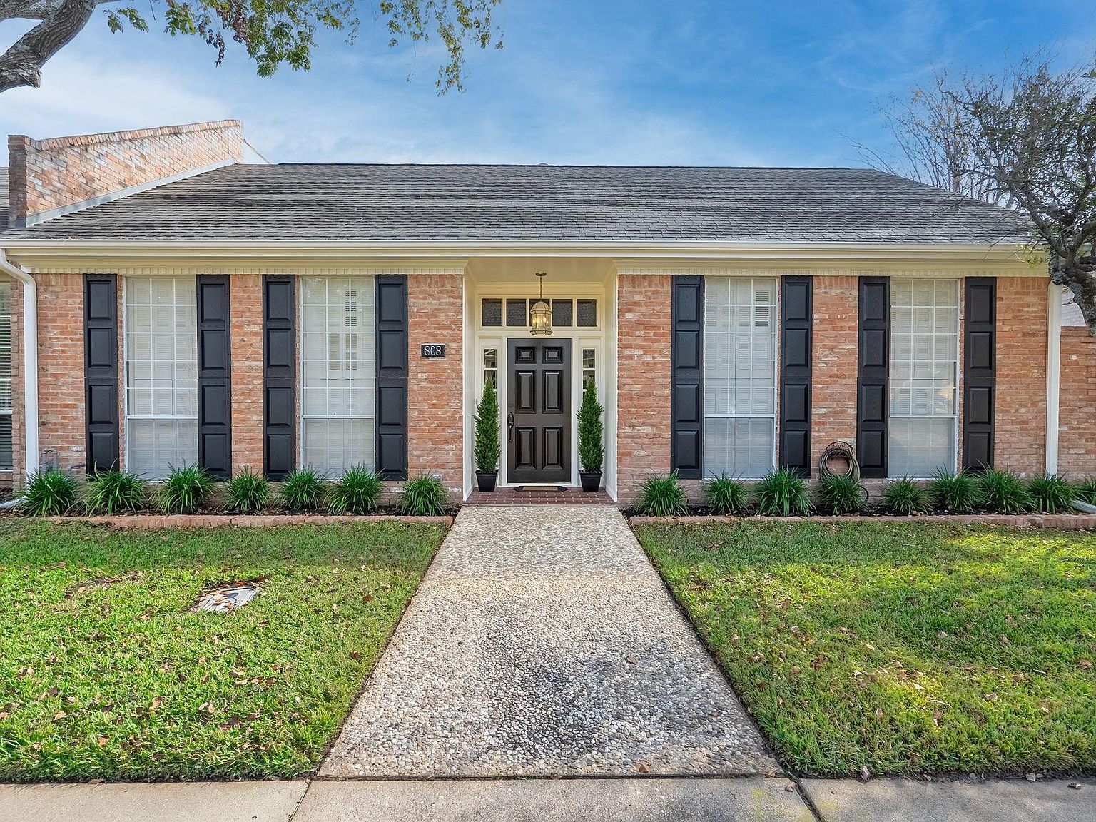 808 Dogwood Ln Bryan, TX 77802 - Thumbnail 2