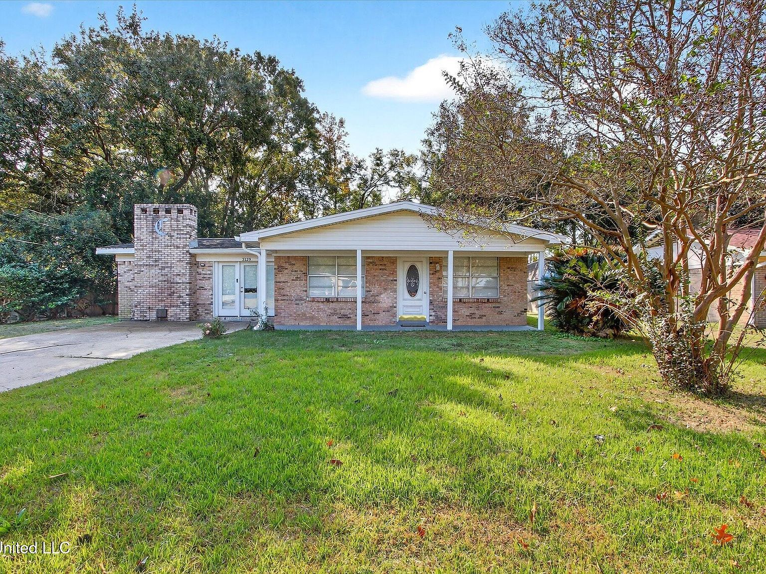 2129 Floyd Dr Biloxi, MS 39531 - Thumbnail 2