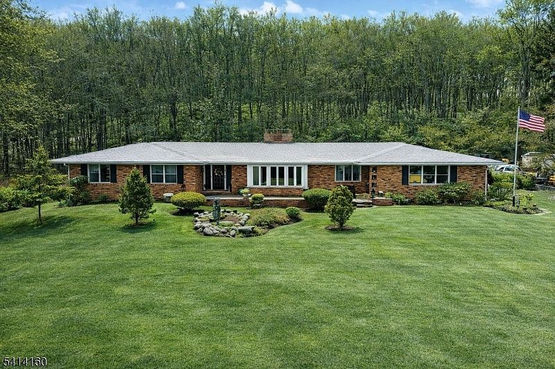 25 Ruth Dr Wantage, NJ 07461 - Thumbnail 2