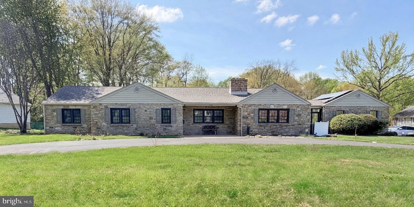 1105 Hillside Blvd Wilmington, DE 19803  | Single Family