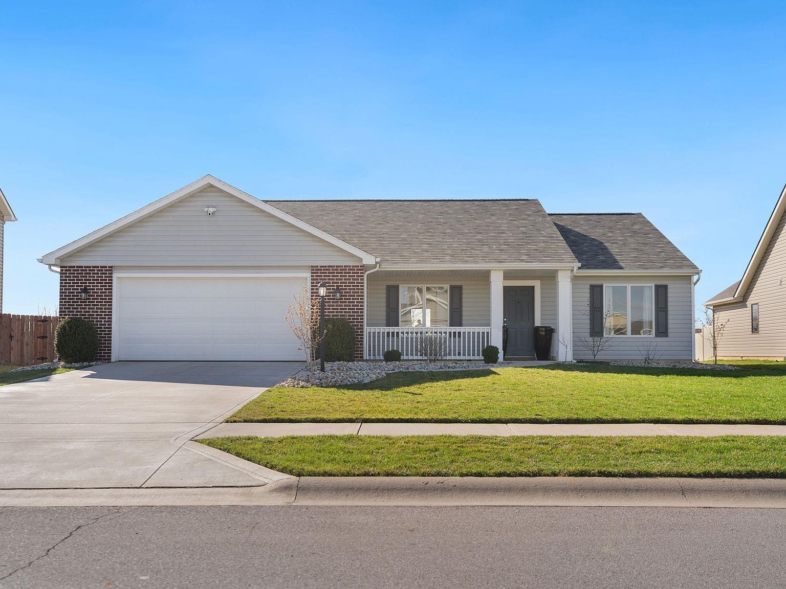 13658 Silk Tree Trl Fort Wayne, IN 46814  | Single Family