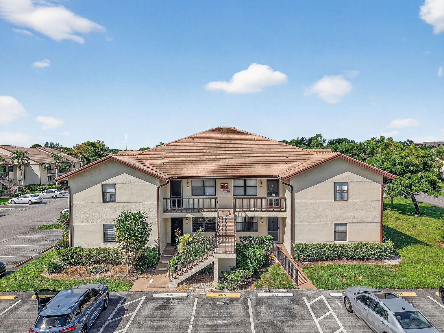 7642 Tahiti Ln APT 101 Lake Worth, FL 33467 - Thumbnail 2