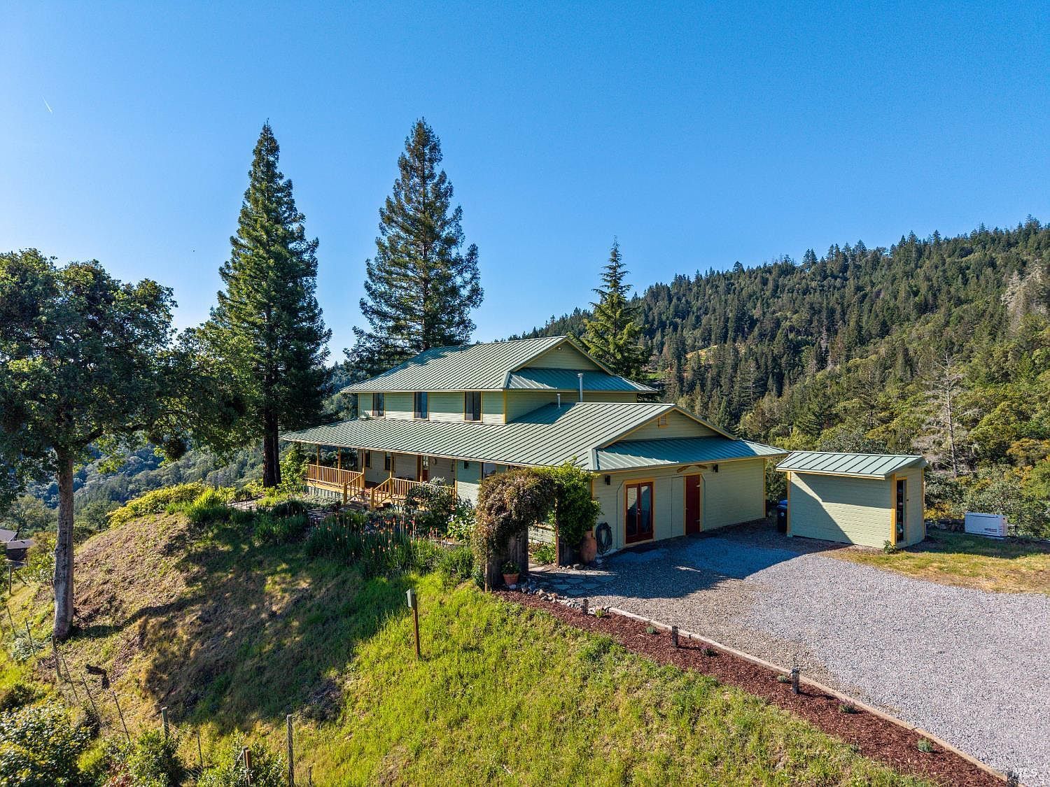 1455 Oak Knoll Rd Ukiah, CA 95482, 95482