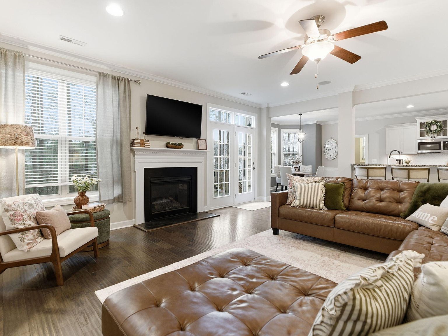 36 Peninsula Ct Clayton, NC 27520 - Thumbnail 2