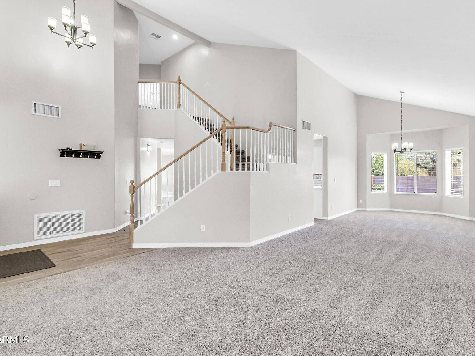 781 N Bristol Ln Gilbert, AZ 85234 - Thumbnail 2