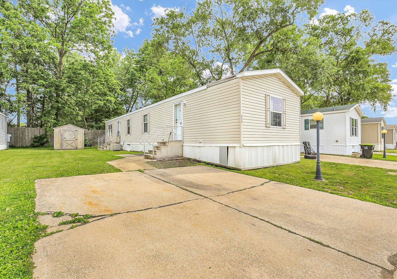 2133 Monroe Dr Urbana, IL 61802  | New build