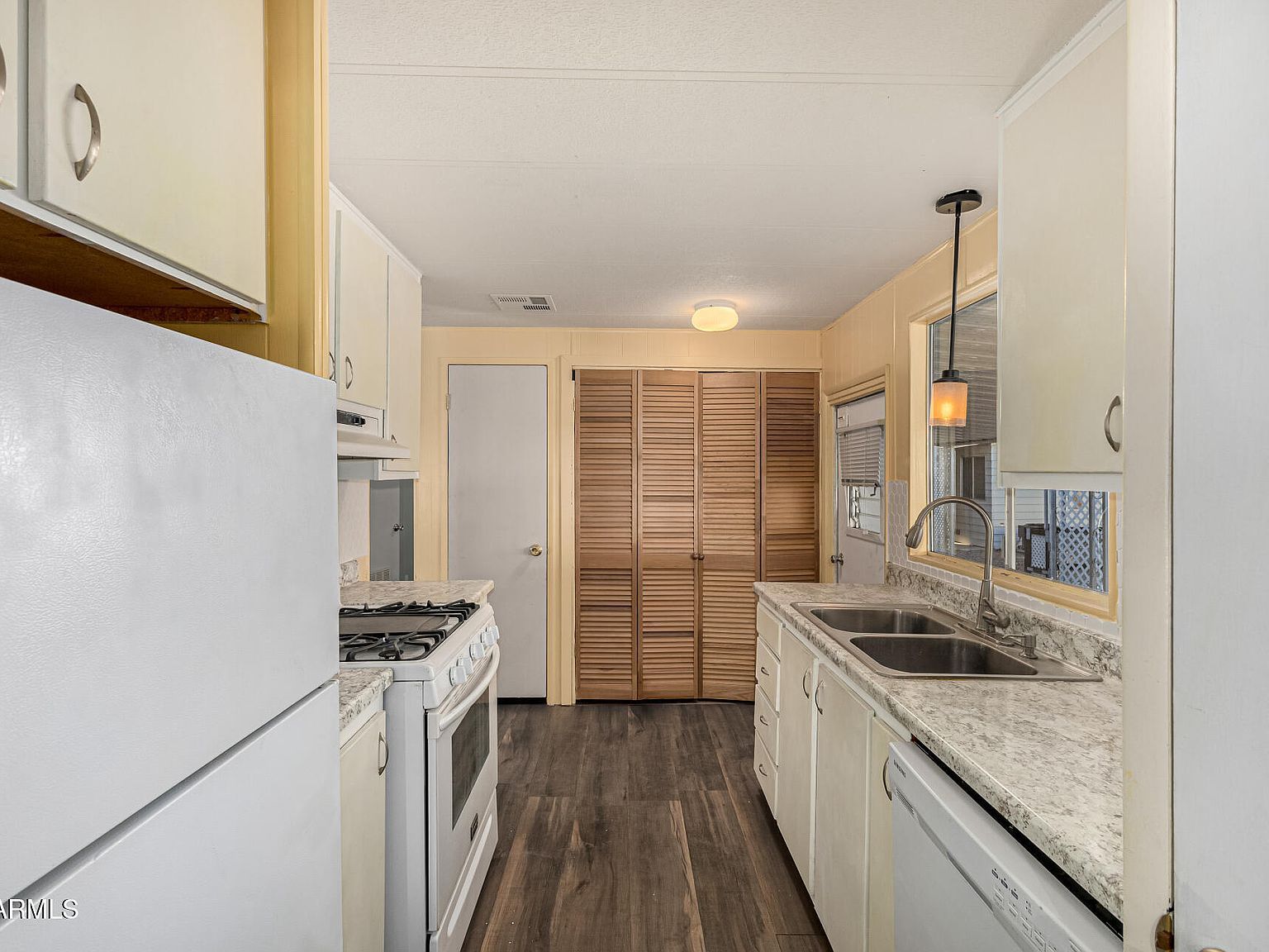 16812 N 2nd Ln #246 Phoenix, AZ 85023 - Thumbnail 2