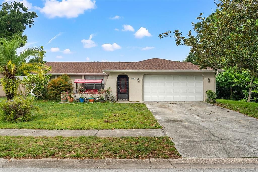 4350 Sawgrass Blvd New Port Richey, FL 34653 - Thumbnail 2