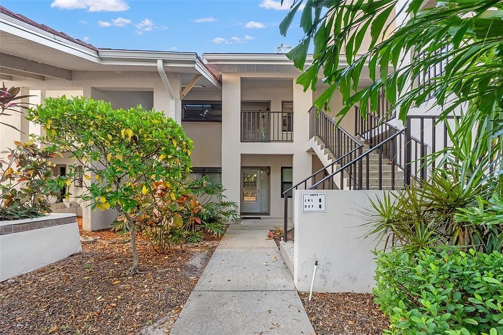 300 S Florida Ave APT 600F Tarpon Springs, FL 34689 - Thumbnail 2