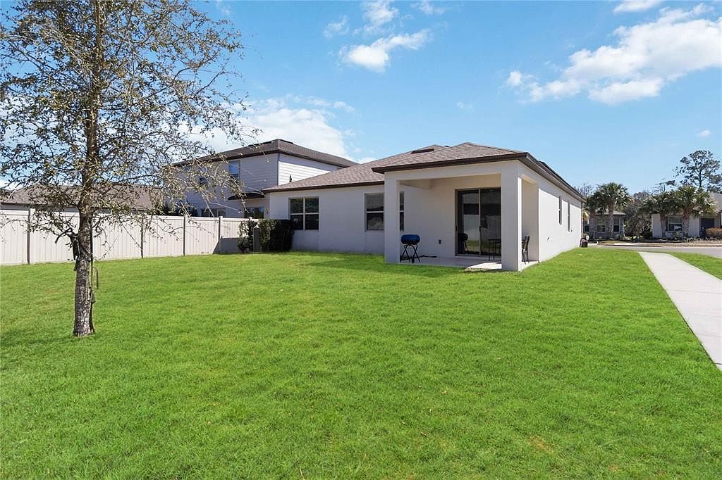 17241 Goldcrest Loop Clermont, FL 34714  | Single Family