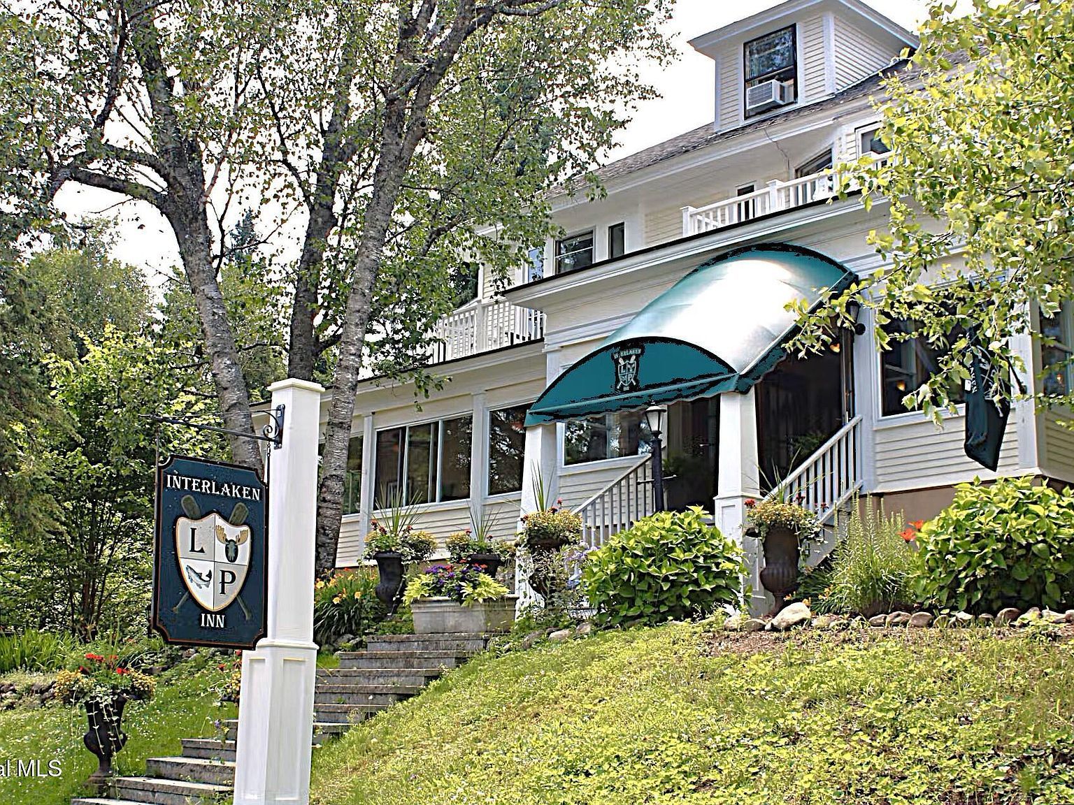 39 Interlaken Ave Lake Placid, NY 12946 - Thumbnail 2