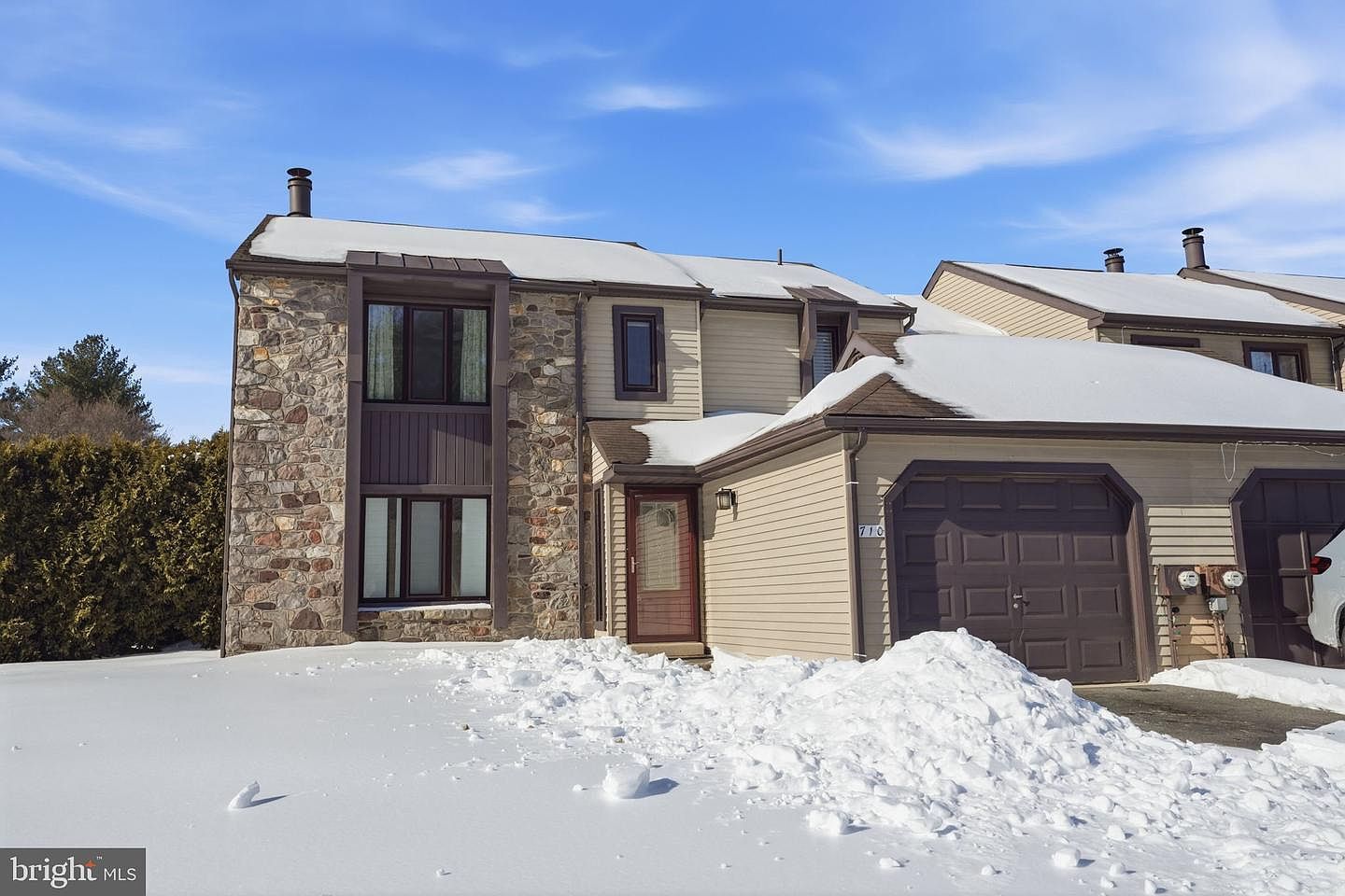 710 Trowbridge Dr Southampton, PA 18966 - Thumbnail 2