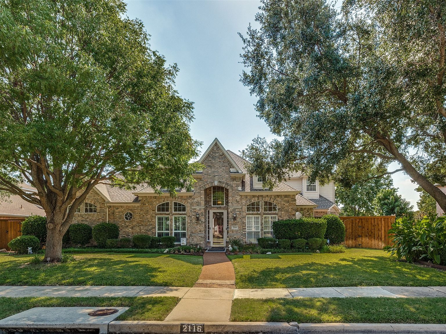 2116 Ironside Dr Plano, TX 75075, 75075