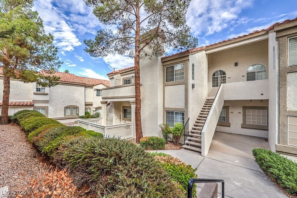 356 Seine Way #356 Henderson, NV 89014 - Thumbnail 2