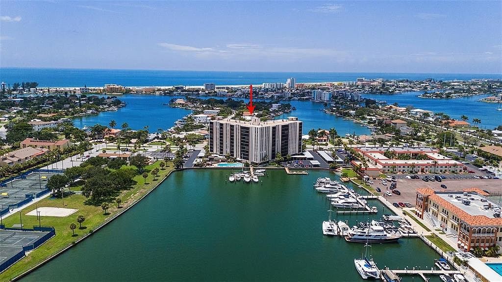 10355 Paradise Blvd #1010-1011 Saint Petersburg, FL 33706, 33706
