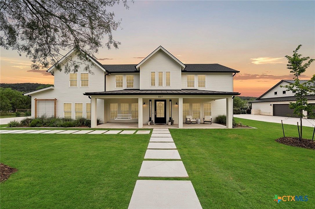 807 Wade Rd New Braunfels, TX 78132 - Thumbnail 2