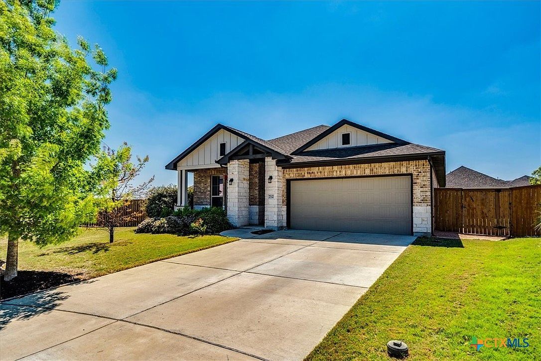 712 Coyote Creek Way Kyle, TX 78640, 78640
