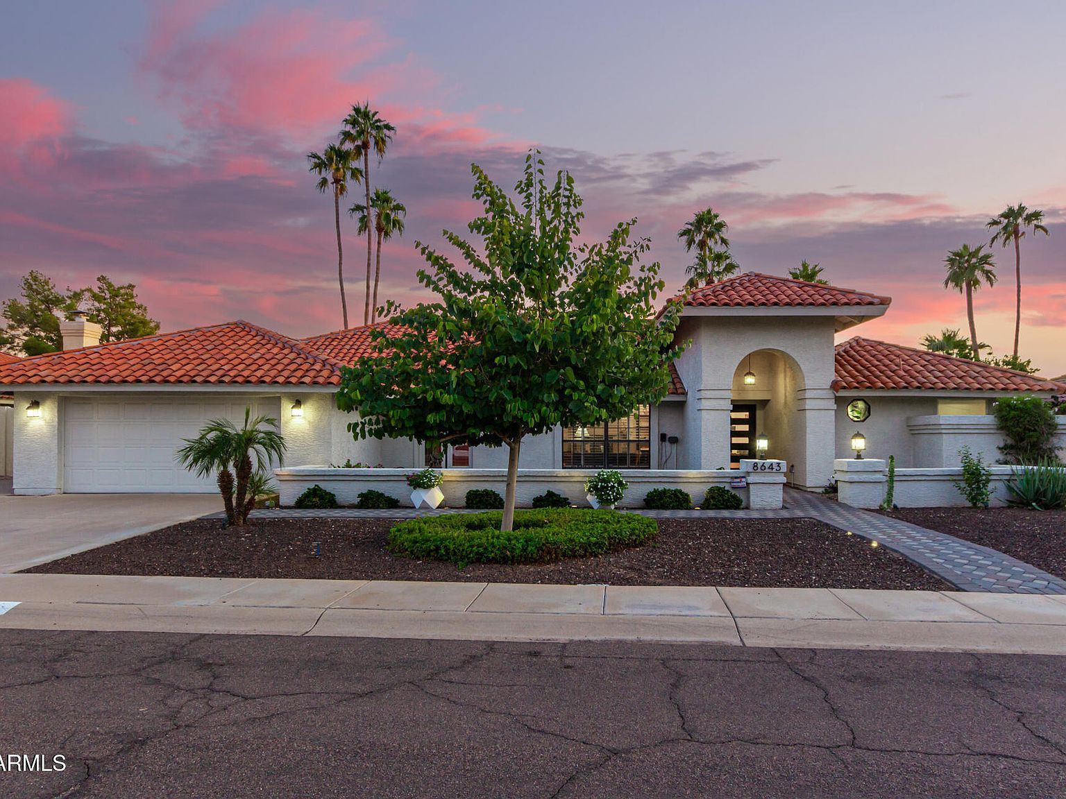 8643 E San Jacinto Dr Scottsdale, AZ 85258 - Thumbnail 2